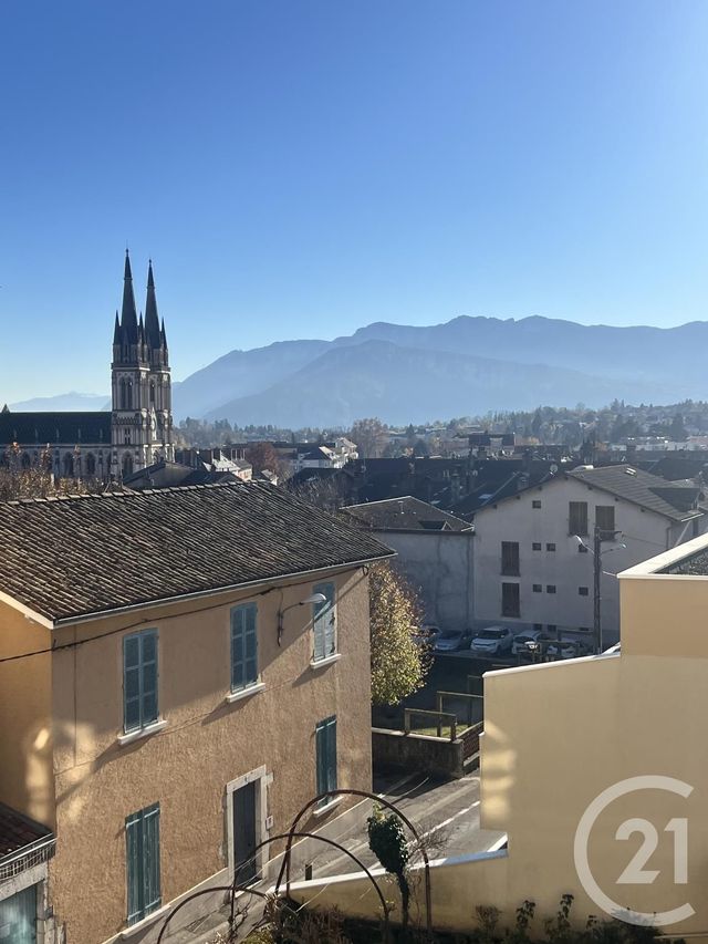 Appartement F3 à vendre - 3 pièces - 86.2 m2 - VOIRON - 38 - RHONE-ALPES - Century 21 Immobilier Voiron